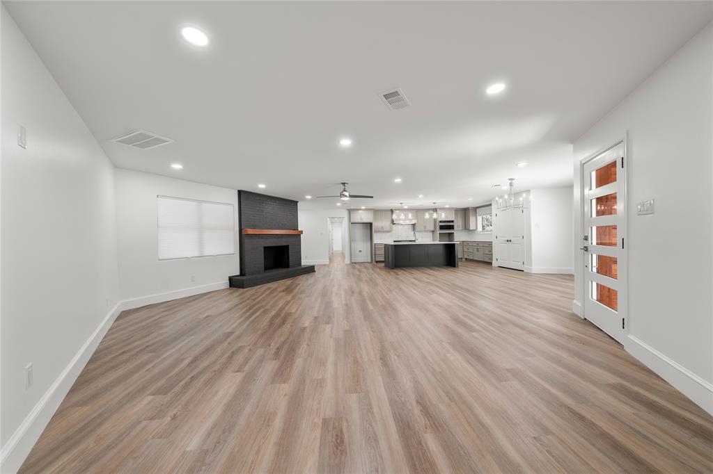 5205 Lockwood Drive Property Photo 11