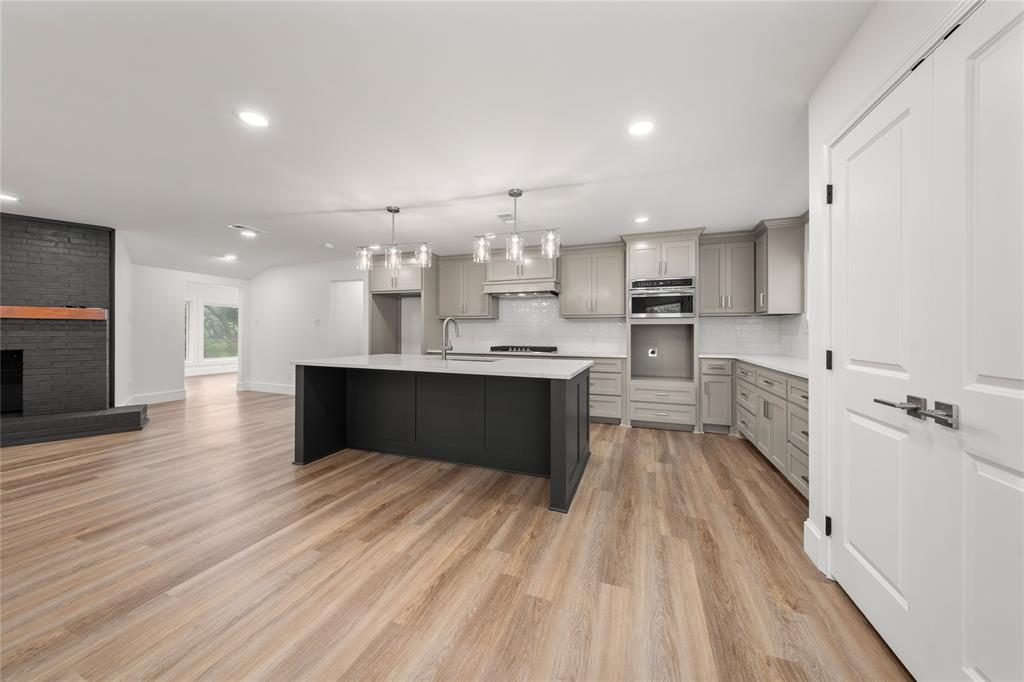 5205 Lockwood Drive Property Photo 14