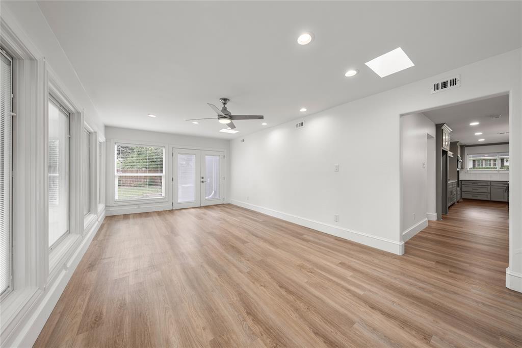 5205 Lockwood Drive Property Photo 21