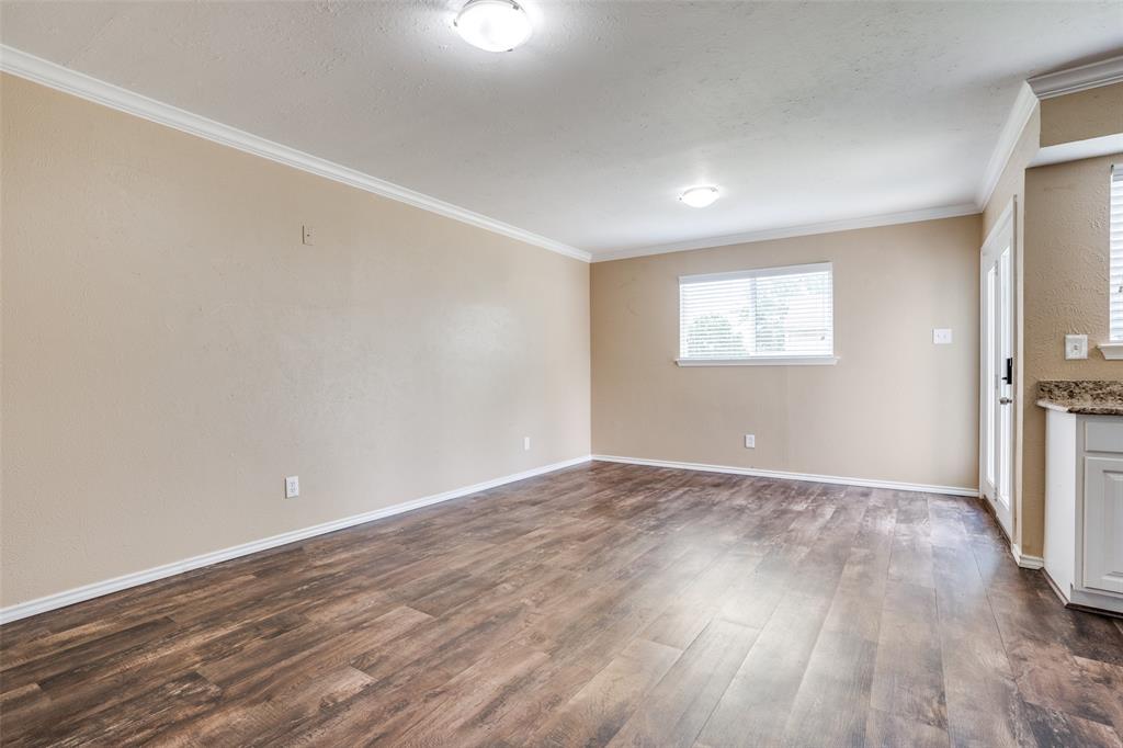 1410 Thackery Drive Property Photo 4