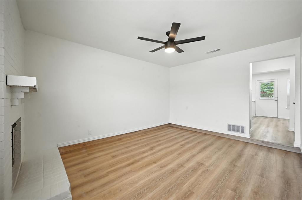 730 Bluebonnet Drive D Property Photo 2