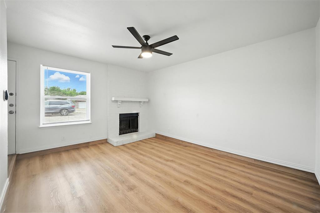 730 Bluebonnet Drive D Property Photo 3