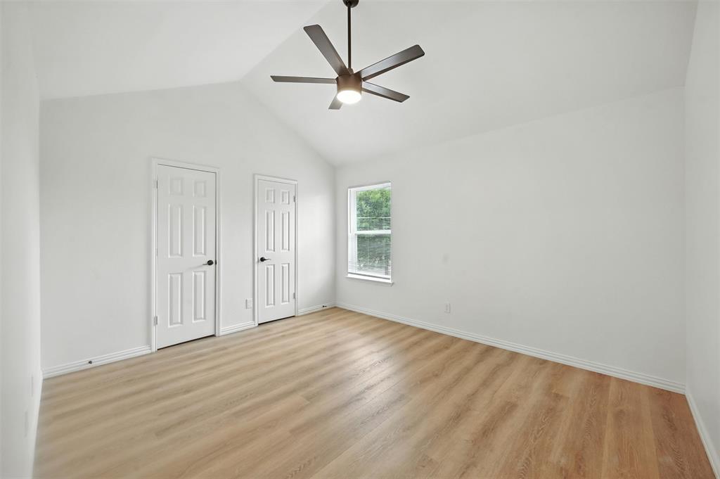 730 Bluebonnet Drive D Property Photo 9