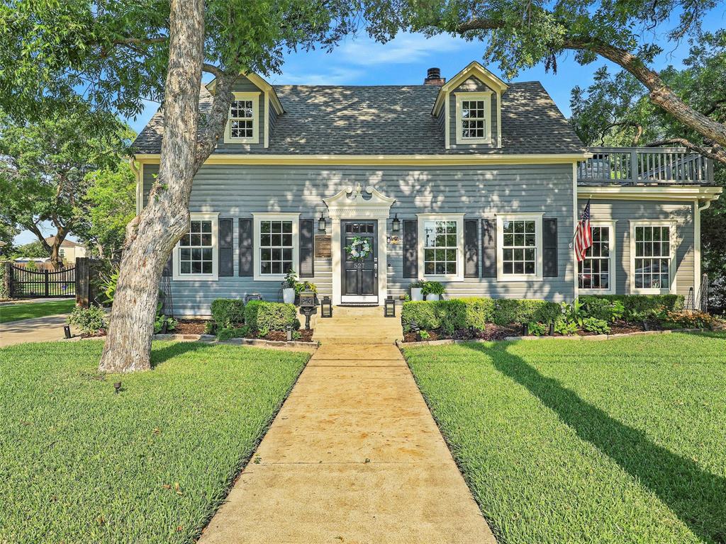 527 S Dooley Street Property Photo 1