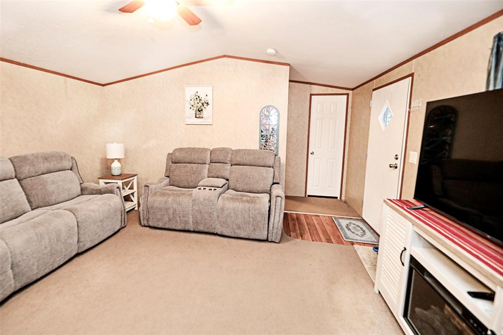 700 Frontier Street Property Photo 21