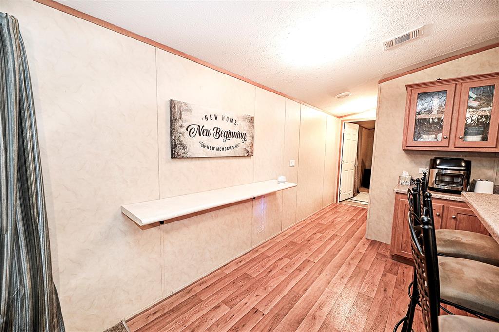 700 Frontier Street Property Photo 23
