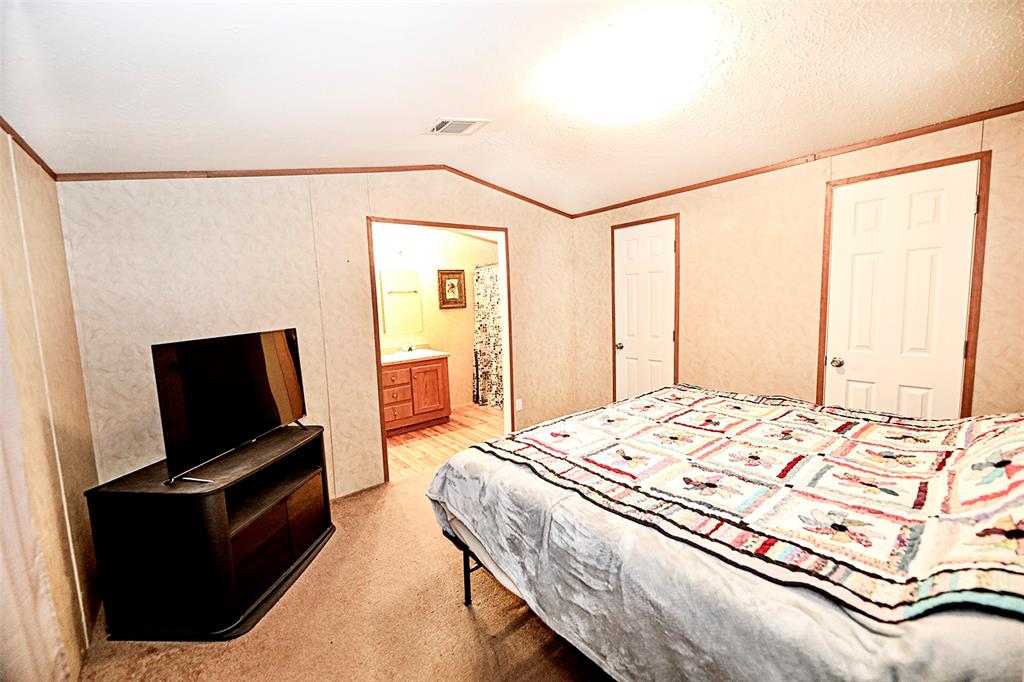 700 Frontier Street Property Photo 26