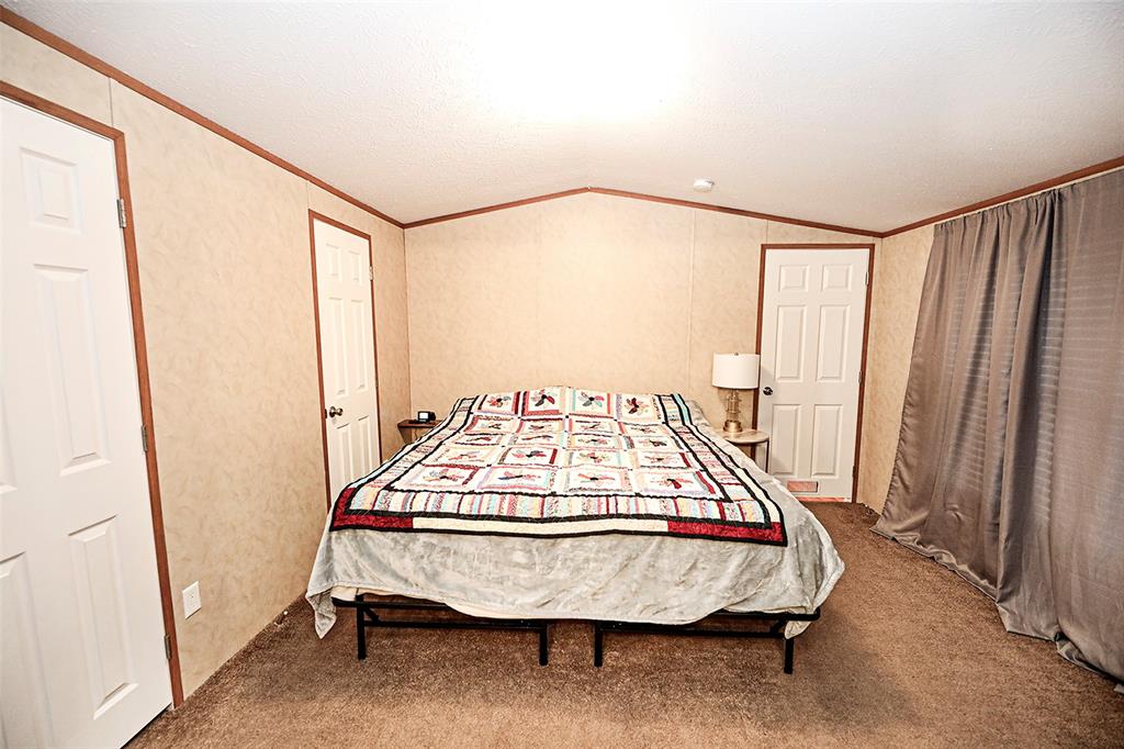 700 Frontier Street Property Photo 27