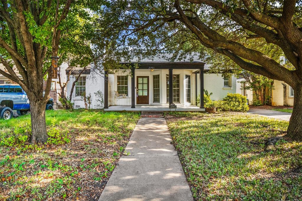 2701 Benbrook Boulevard Property Photo 1