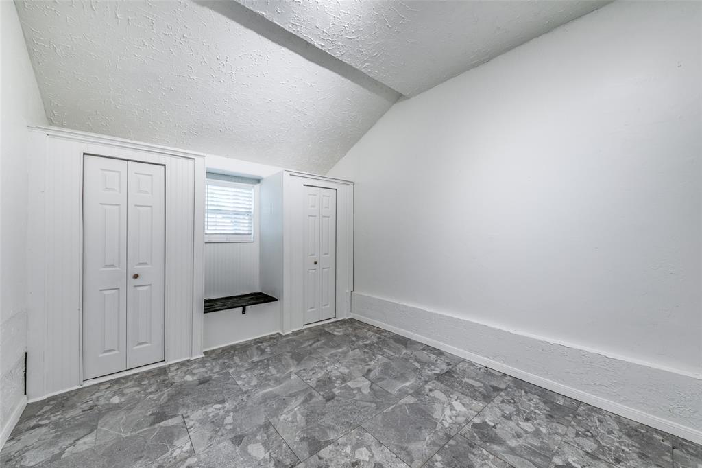 2831 Aster Street Property Photo 18