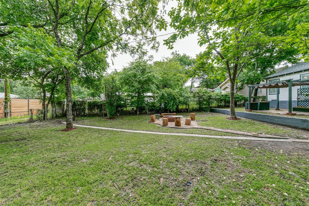 2831 Aster Street Property Photo 24