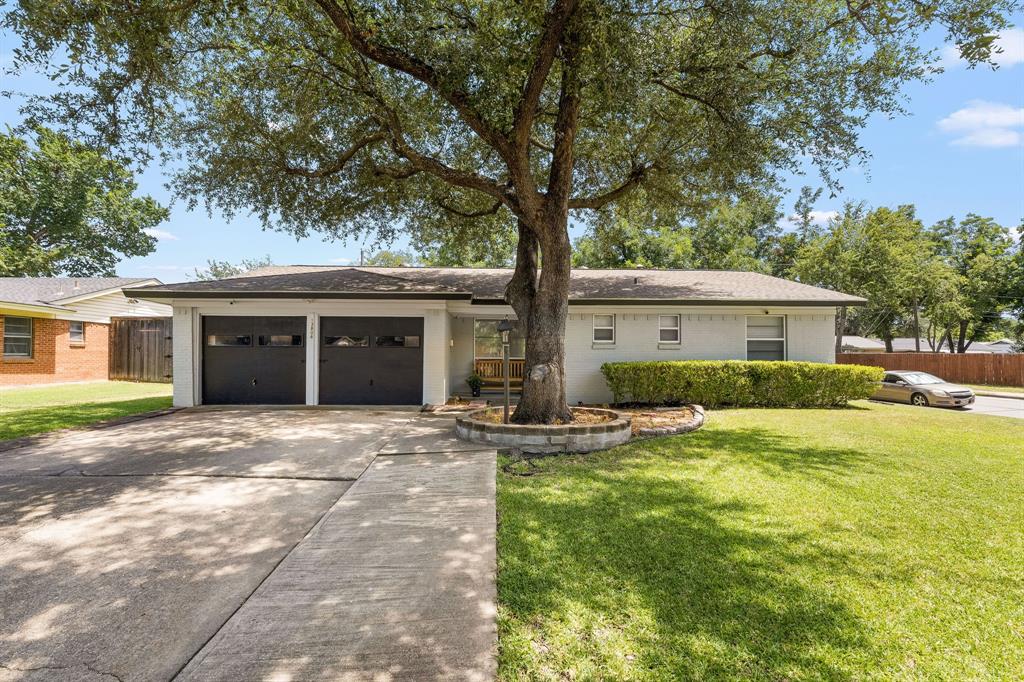 13806 Heartside Place Property Photo 1