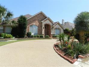 4561 Oak Shores Drive