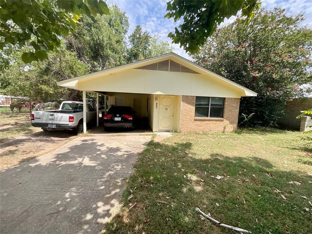 837 Putman Street Property Photo 1