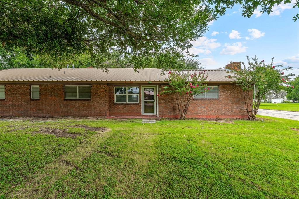 1201 N Holland Street Property Photo 1