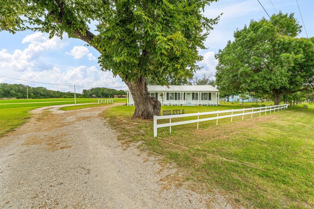 6026 Highway 16 Property Photo 1