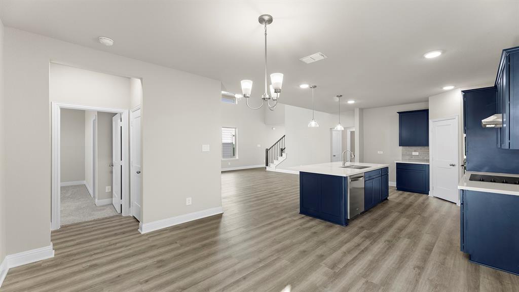1624 Edgeway Property Photo 10