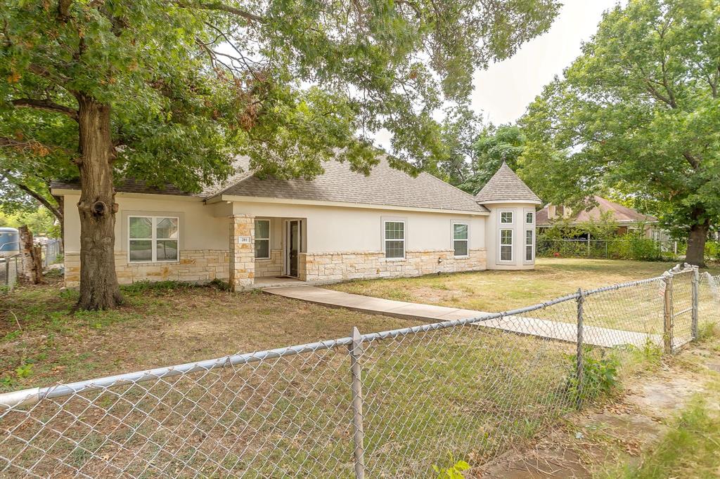 201 W Enon Avenue Property Photo 1