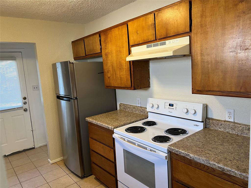 1613 Windsong Lane Property Photo 1