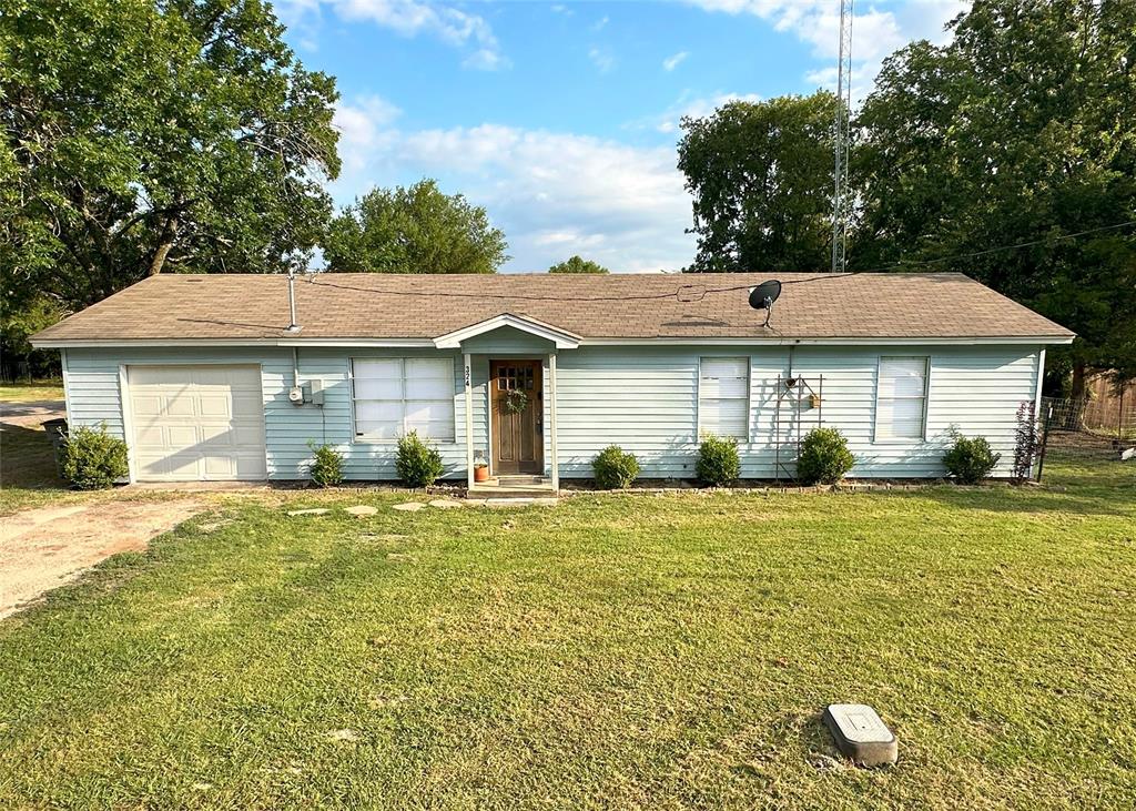324 Collin Street Property Photo 1