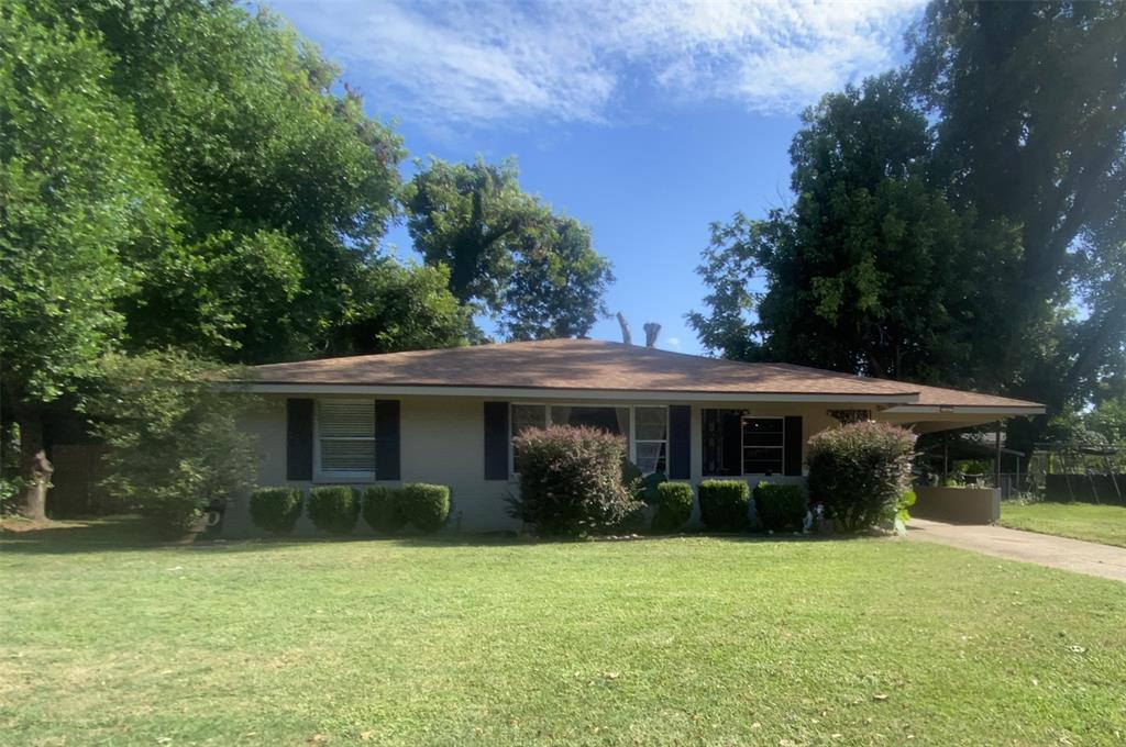 707 Len Court Property Photo 1