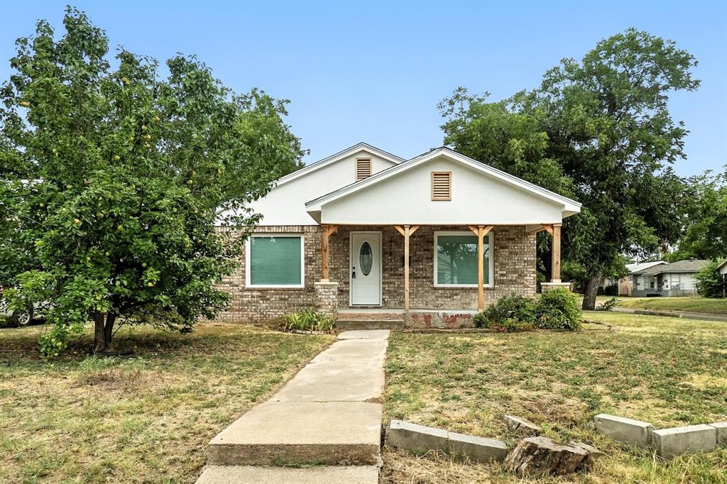 1781 N 10th Street Property Photo 1
