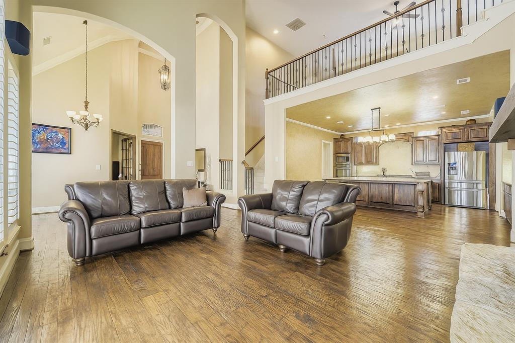 7113 Underwood Drive Property Photo 4