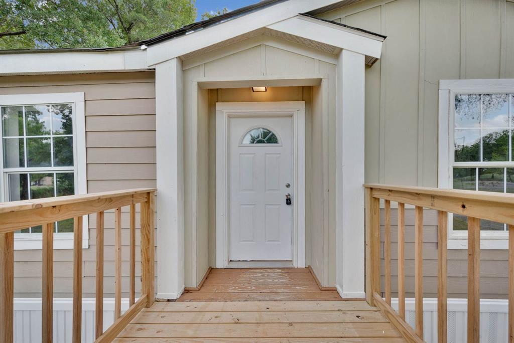 336 Charis Drive Property Photo 3