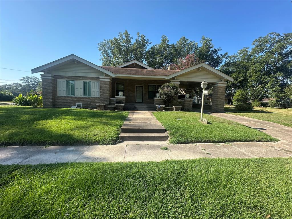2276 Main Street Property Photo 1