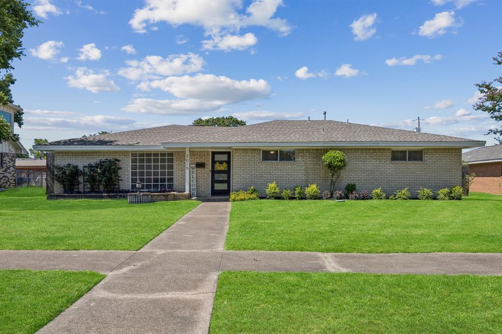 2015 Whitedove Drive Property Photo 1
