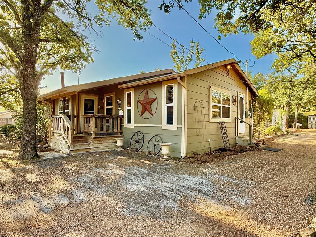 1636 Broome Road Property Photo 1