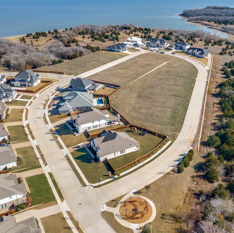 2015 April Dew Way Property Photo 1