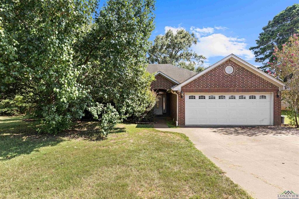 702 Cheryl Drive Property Photo 1