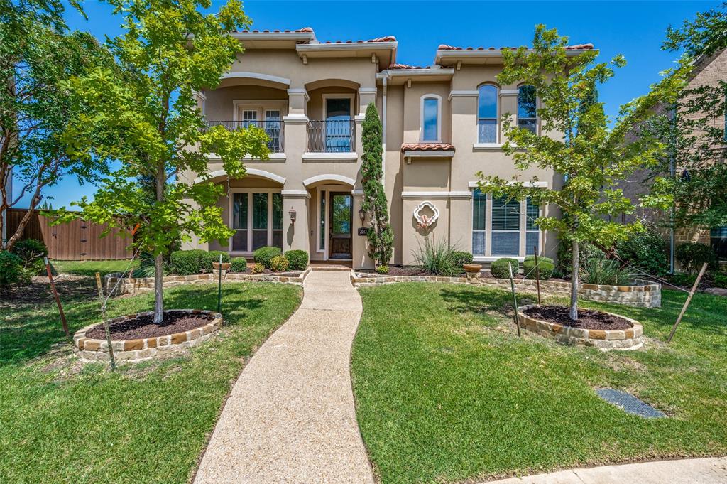 2043 Loma Alta Drive