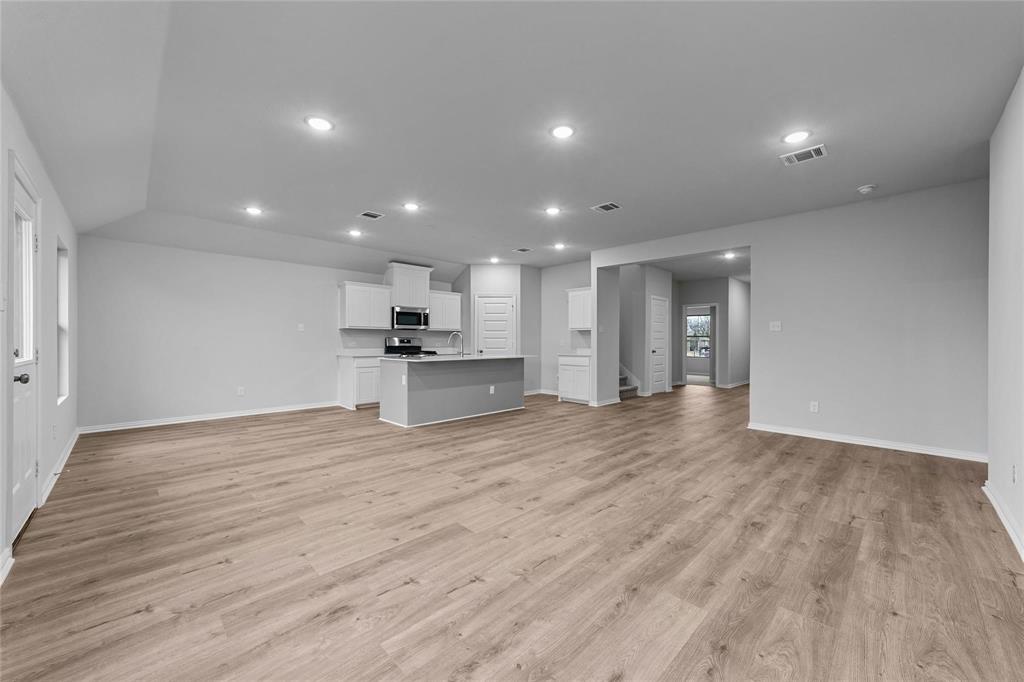 533 Meadow Run Drive Property Photo 1