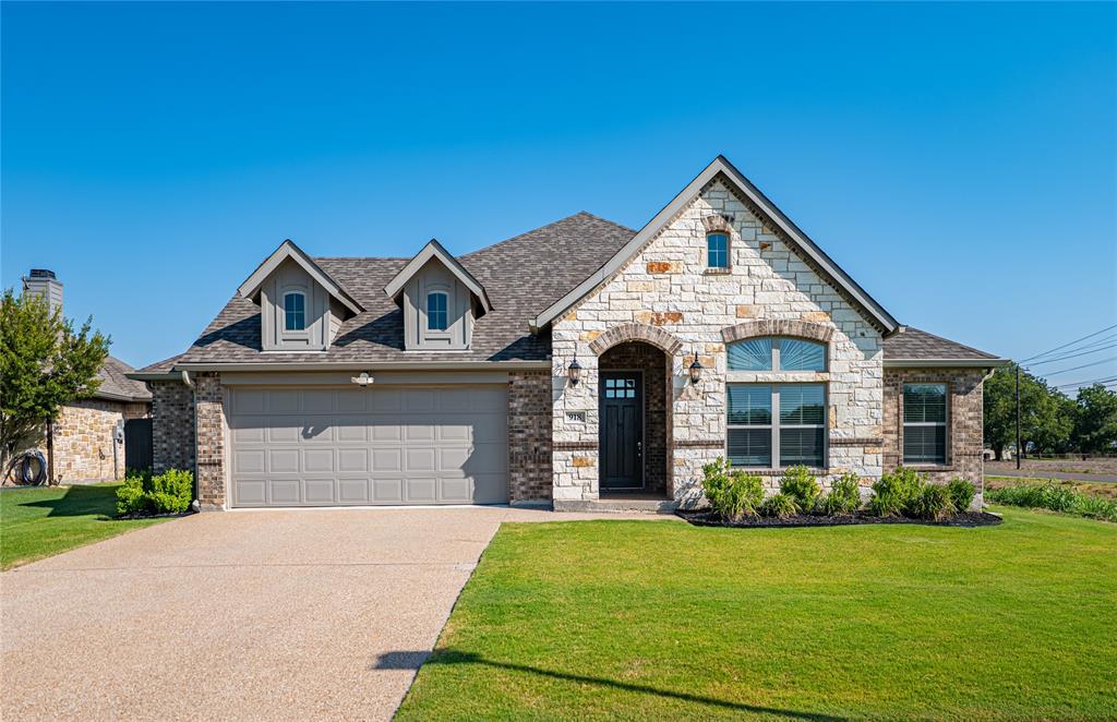 918 Edinburgh Drive