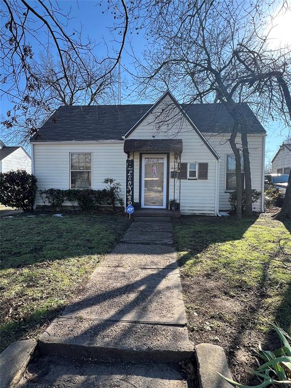 600 E Robert Street Property Photo 1