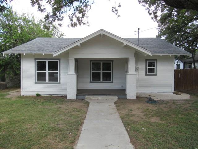 2204 Avenue Property Photo 1