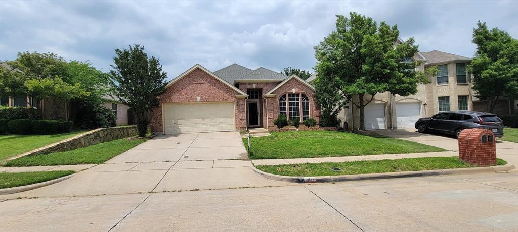 301 Crepe Myrtle Drive Property Photo 1