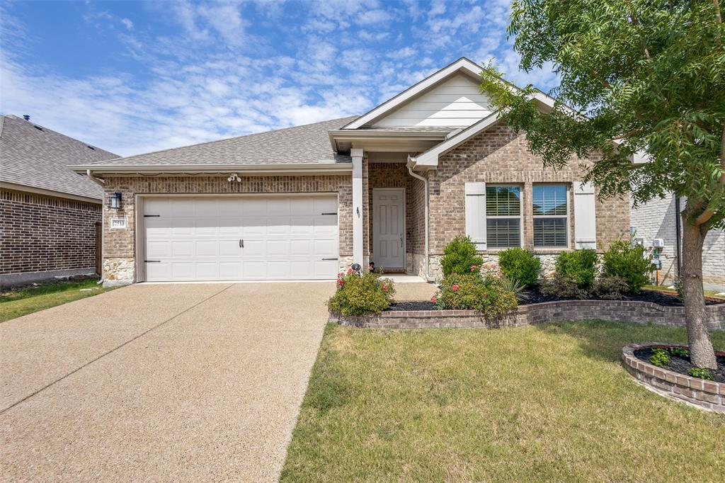 2513 Lovegrass Lane Property Photo 1