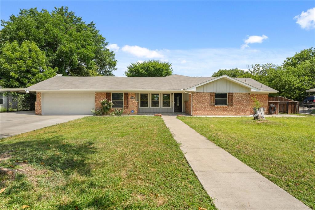 801 Donlee Road Property Photo 1