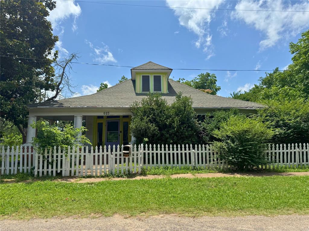 603 N. 2nd St. Property Photo 1
