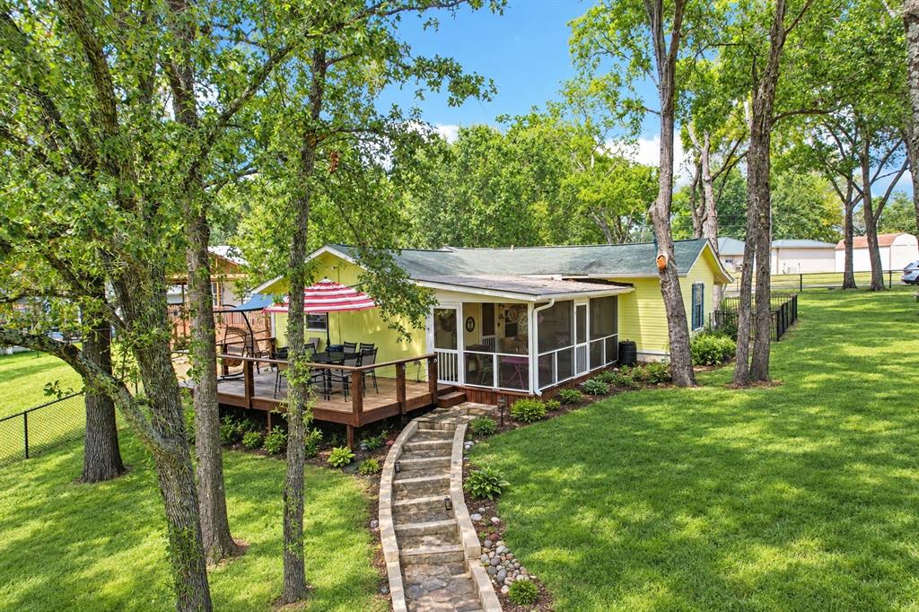 176 Bayside Circle Property Photo 1