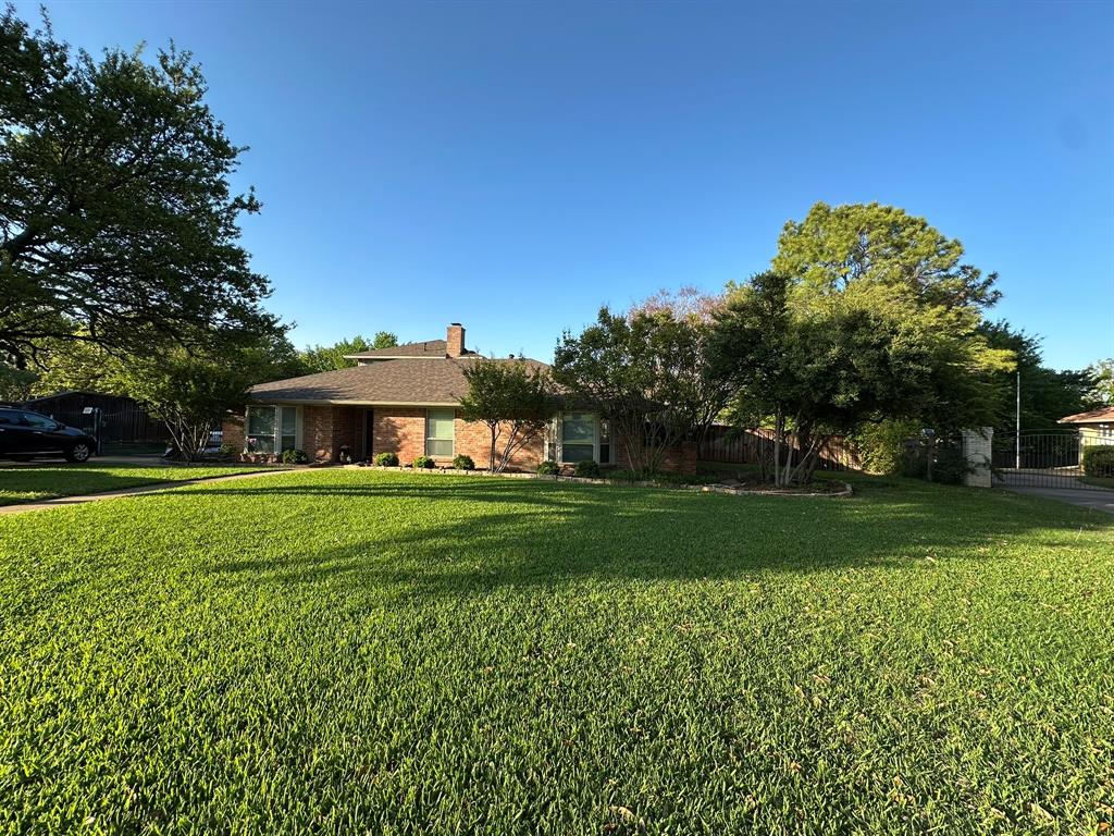 104 Greenbriar Property Photo 1