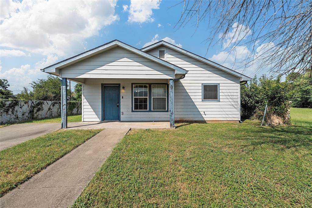 521 E Lee Street Property Photo 1
