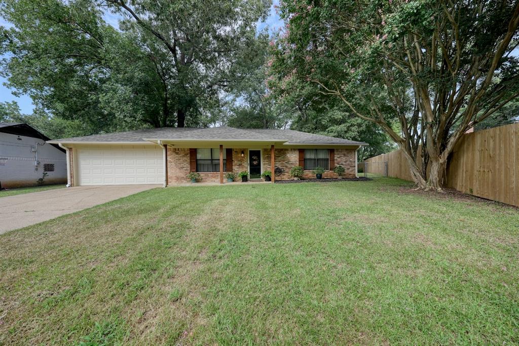 902 Peggy Drive Property Photo 1