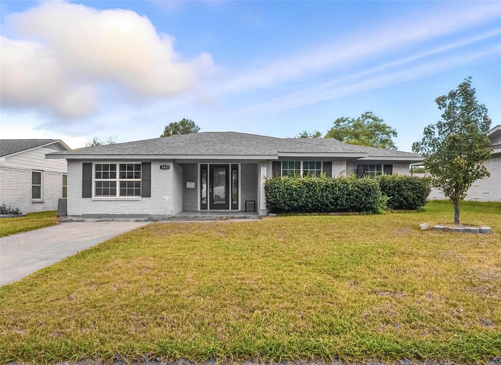 1421 Andrew Street Property Photo 1