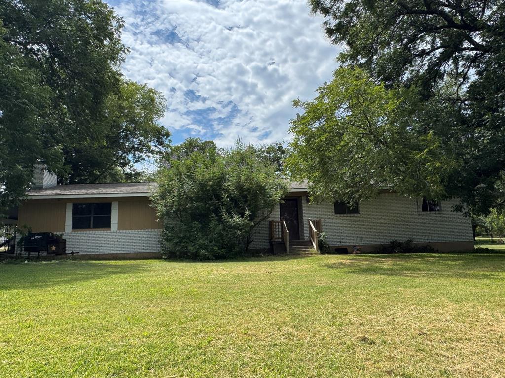 201 Fm 2247 Property Photo 1