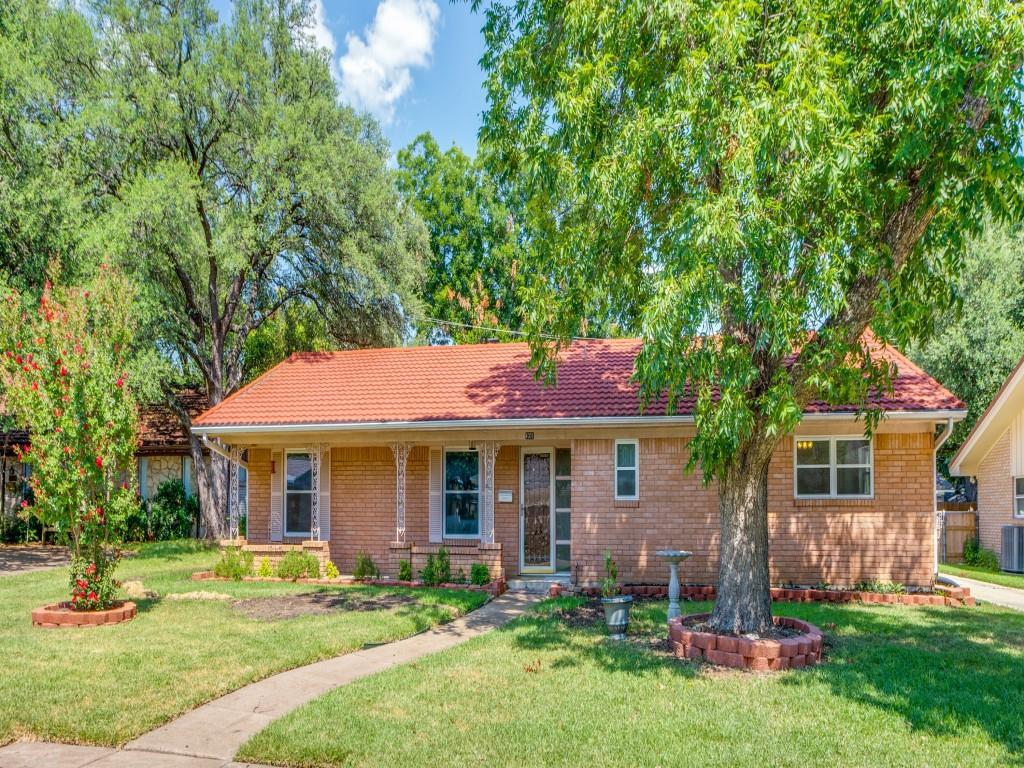 4001 Sunnydale Drive Property Photo 1