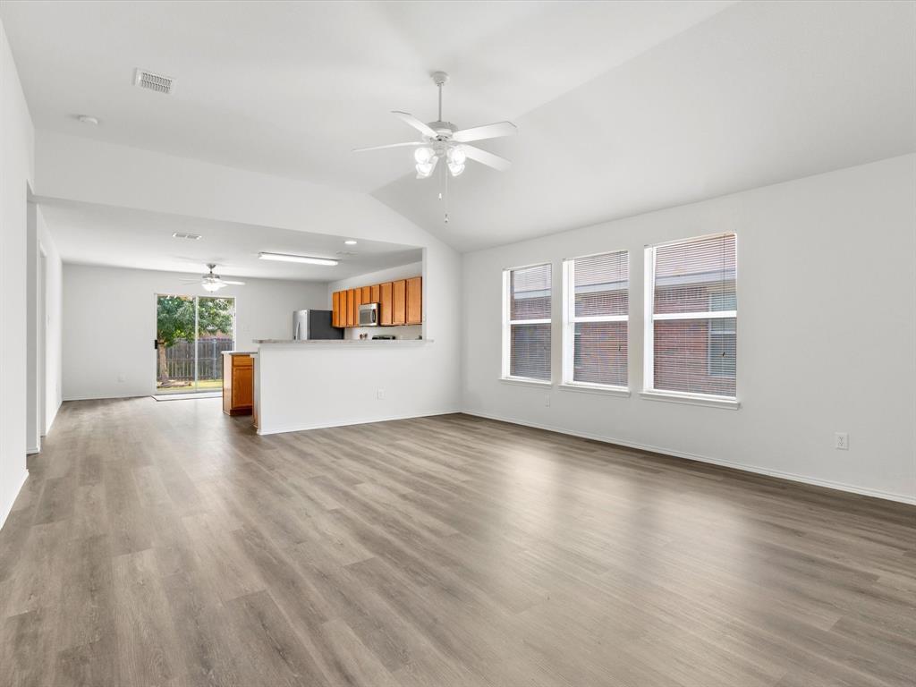 9404 Sundial Drive Property Photo 1